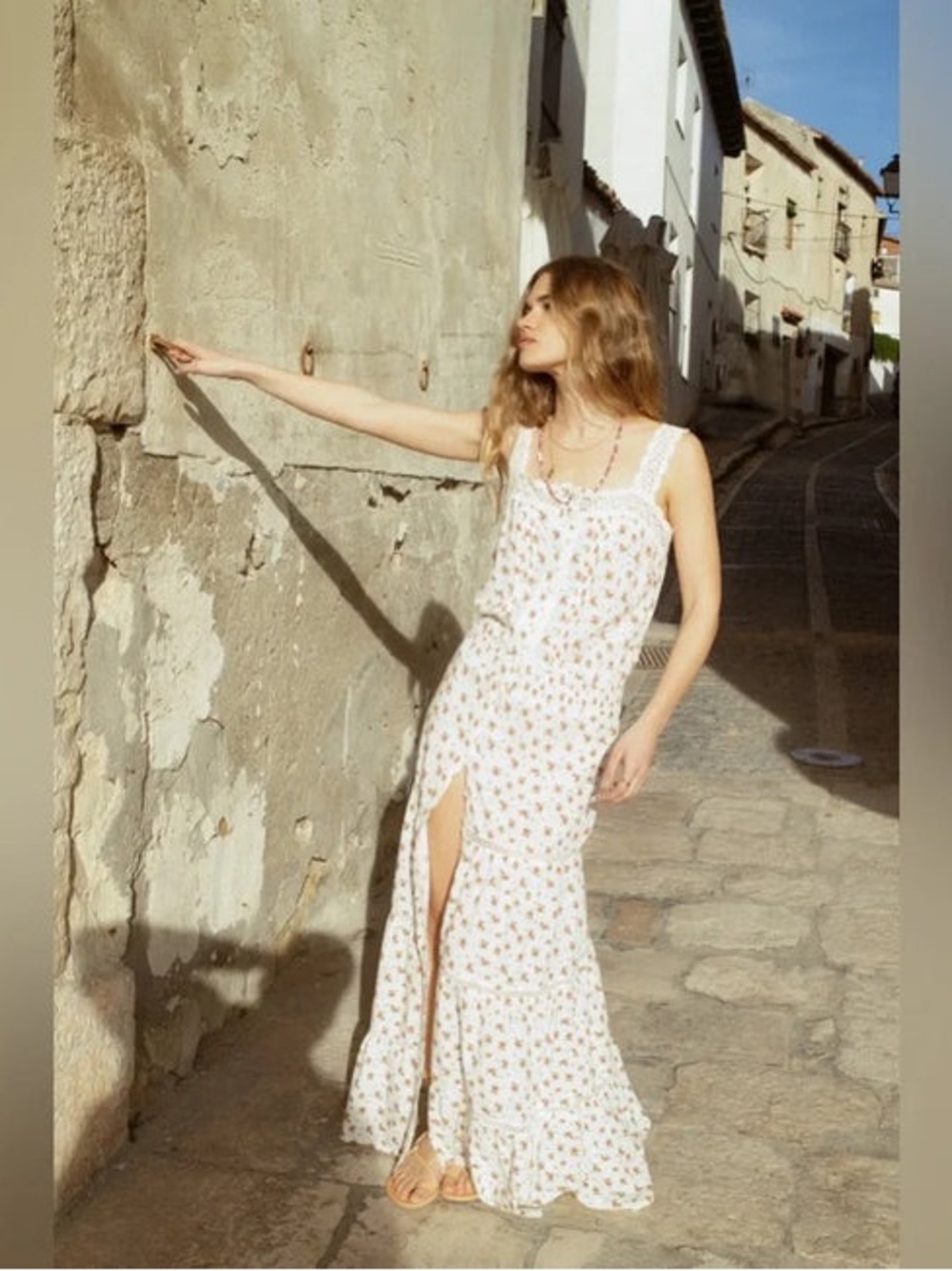 [EUC] $220 SONMER Martina white floral mqxi dress. Small